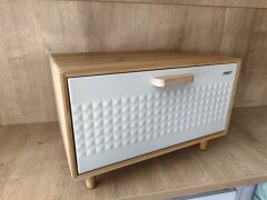 MİEN AHŞAP KAPAKLI EKMEK DOLABI - 5T04